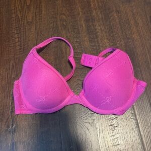 pink by Victoria’s Secret hot pink bra